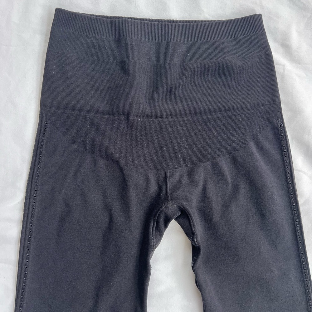 Free People Fp Movement Plum Blue Washed Barely There Yoga Legging Size XS Small - Picture 5 of 7